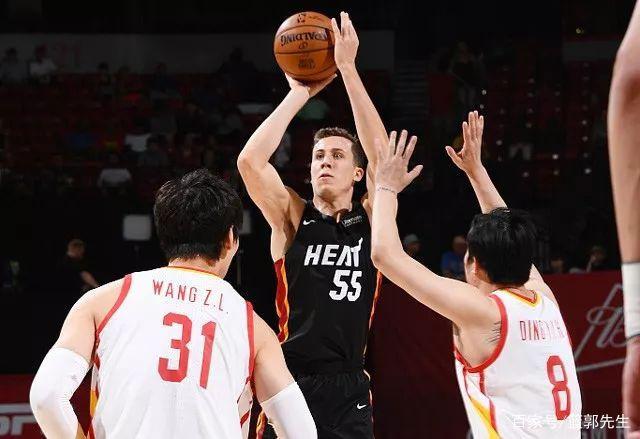 ayx-里昂训练开放日，国际比赛日队长鼓劲引欢呼，NBA常规赛在即，心理建设被强调(看来昨天的篮球比赛意义深远)