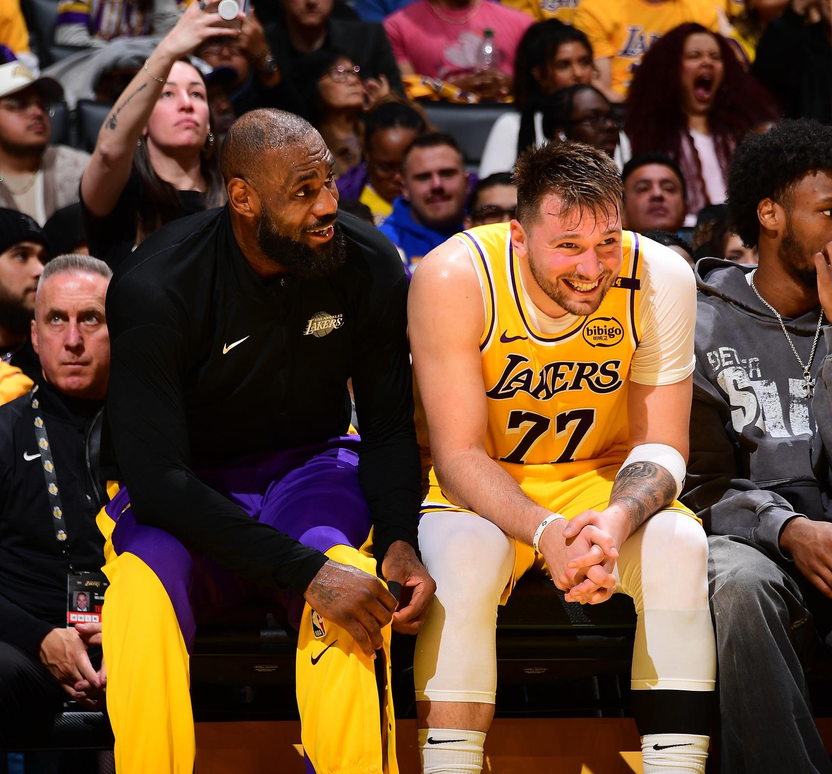 爱游戏平台-丹佛掘金清晨再遭质疑，志在NBA季后赛名次提升，信心回归，高层口径保持一致的简单介绍