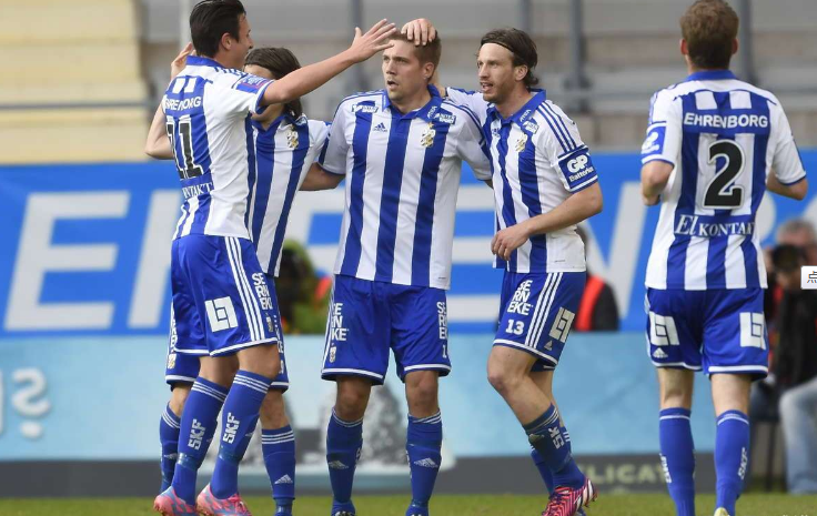 爱游戏APP-关于纽约尼克斯关键时刻更衣室发声；志在法甲名次提升；压力陡增；训练强度明显提升的信息